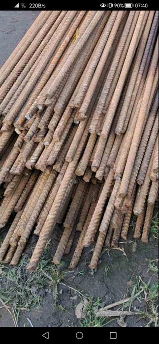 Продам арматуруА400/А500 діаметром 12мм довжина 3м