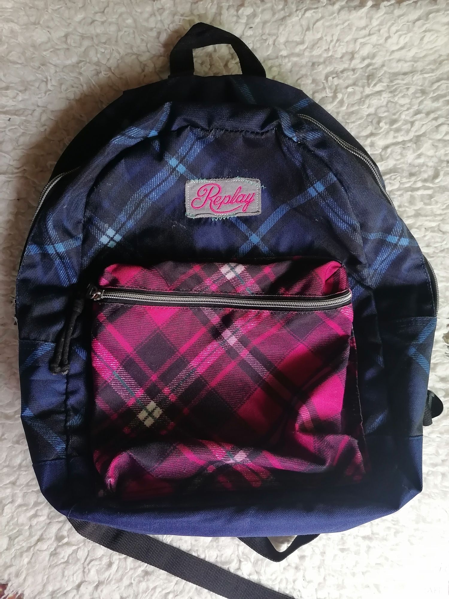 Mochila escolar azul e rosa