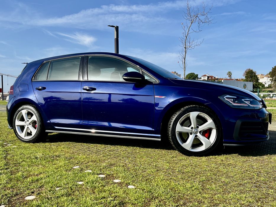 Volkswagen Golf GTI 7.5 2.0 TSI DSG