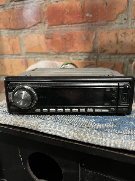 Продам магнітолу JVC KD-G722