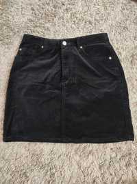 Czarna krótka spódniczka H&M 38