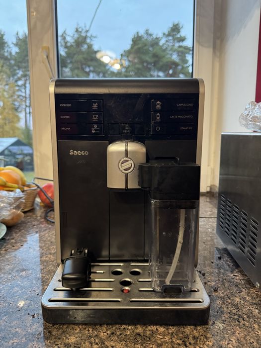 Saeco Moltio кавомашина необслужена saeco exprelia
