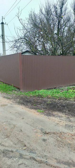 Продам дачу в місті р- н Лука,поряд житлові будинки,річка