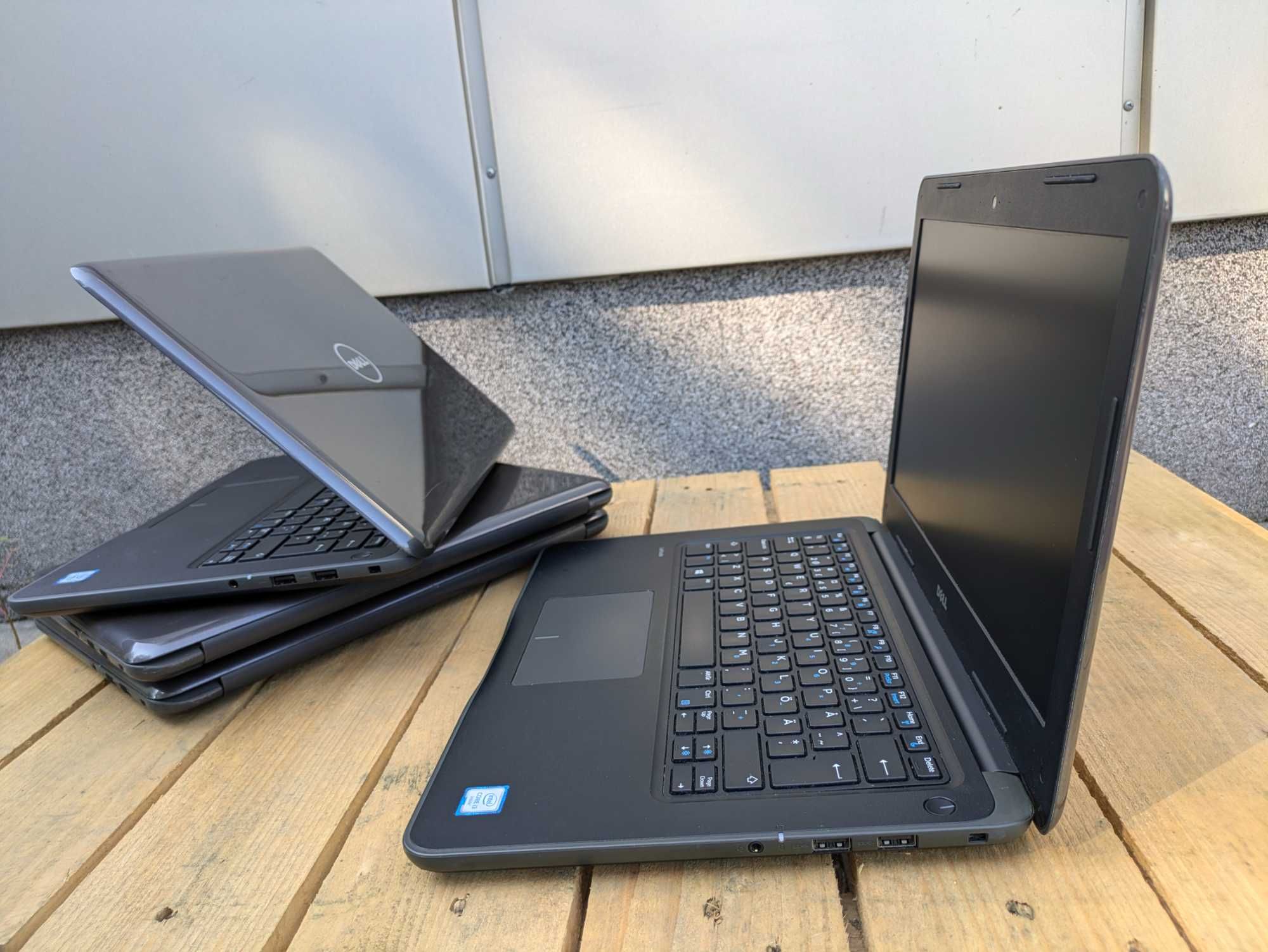 Ноутбук Dell Latitude 3380 i3-6006U/8 /256 GB/ 13.3 " HD