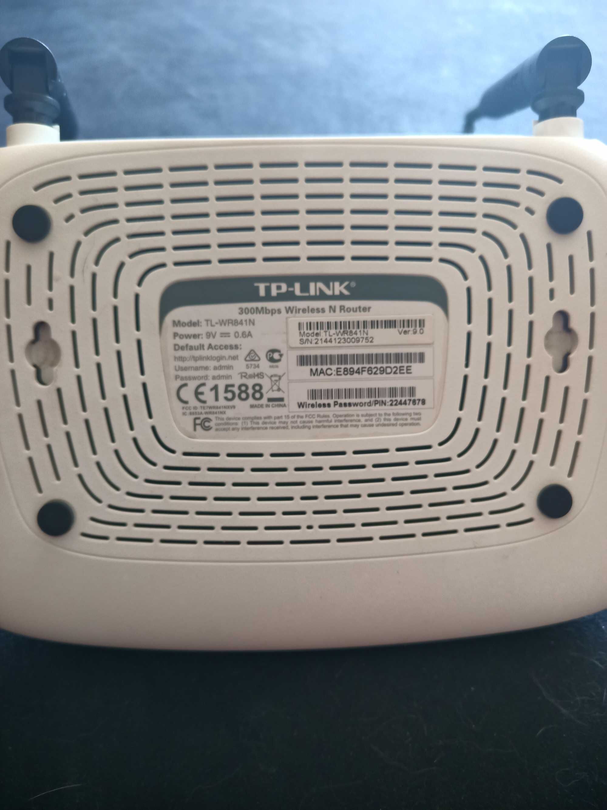 TP-LINK 300Mbps router WIFI