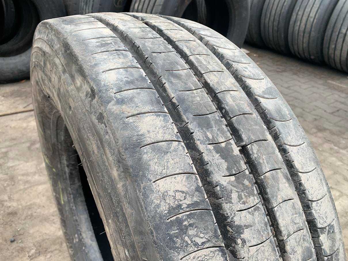 265/70R17.5 Opona BRIDGESTONE R-STEER 002 Przód 10mm