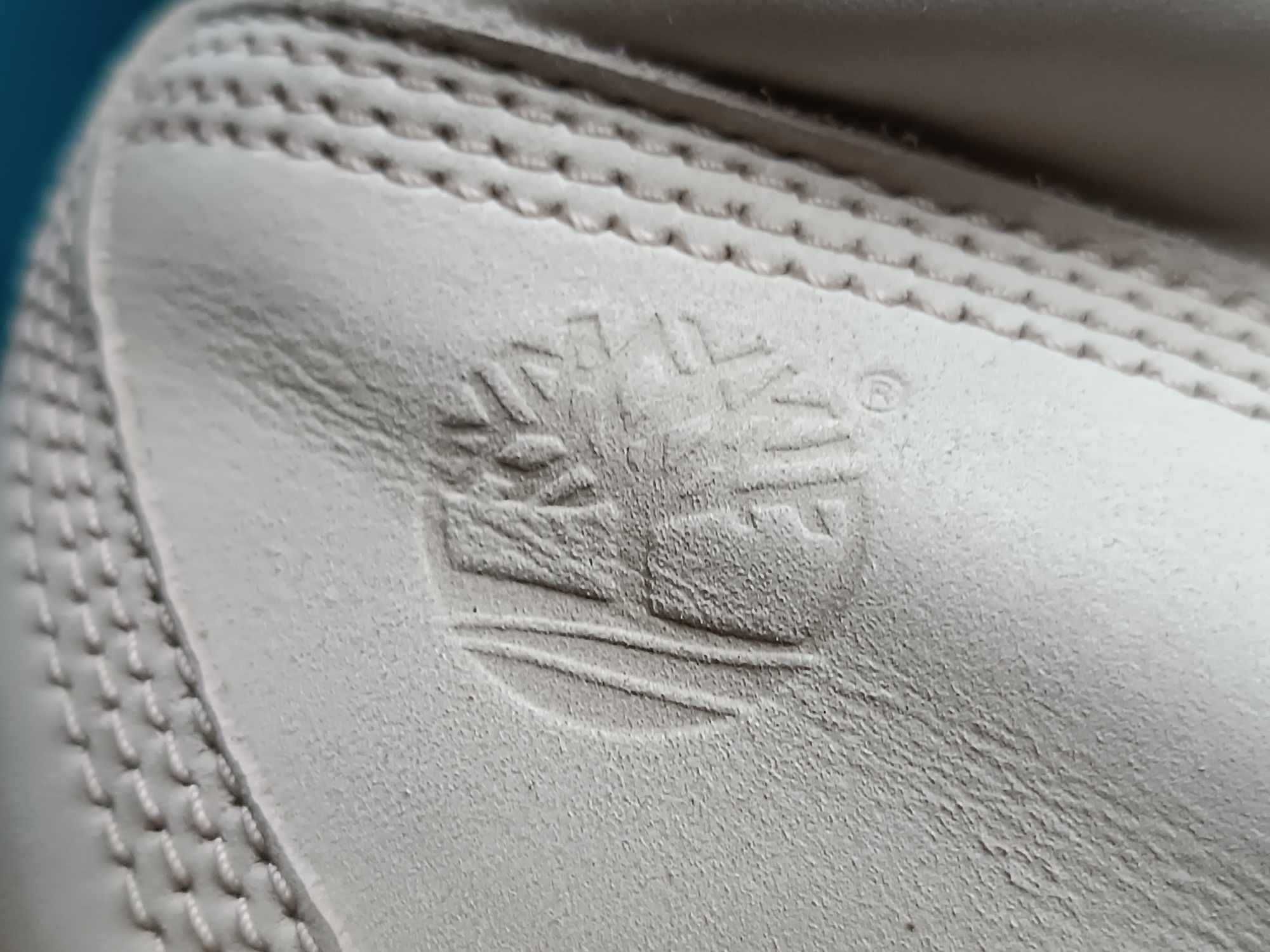 Buty ze skóry naturalnej trapery za kostkę beżowe - 39 - "Timberland".