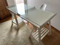 Secretaria mesa branca com tampo em vidro