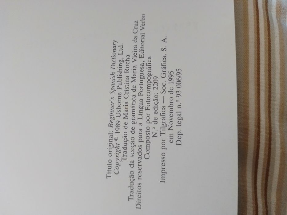 Dicionàrio de Espanhol P/Principiantes-1eVerbo10E-Lapisantigo3EDesde3E