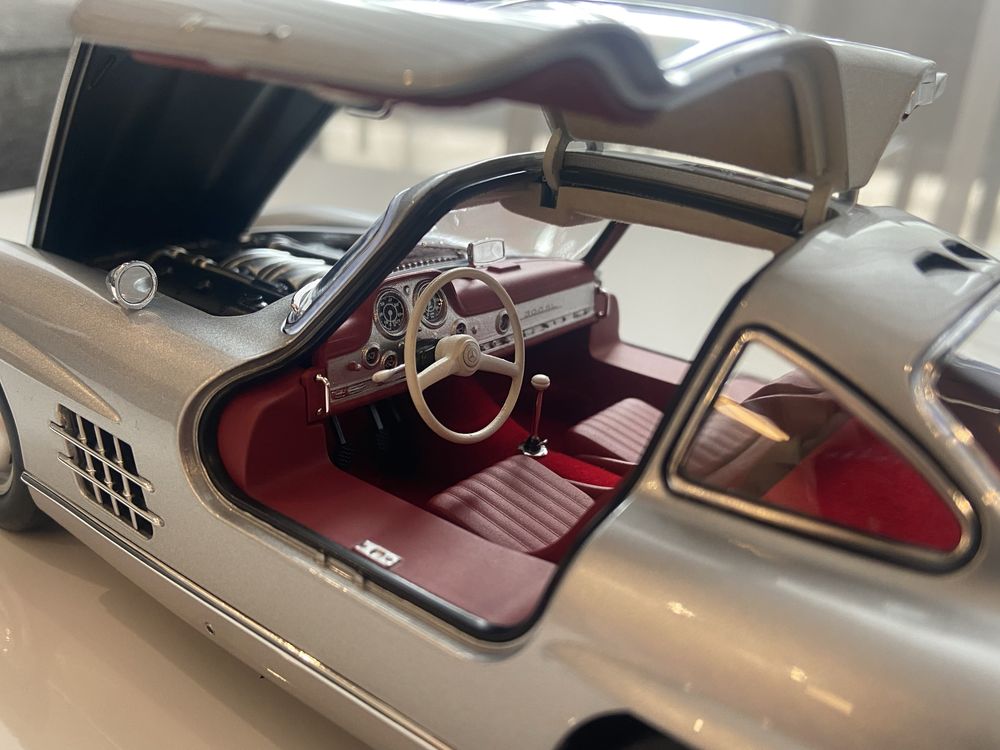 Sprzedam model 1:18 Mercedes-Benz 300SL Gullwing Norev [Nowy]