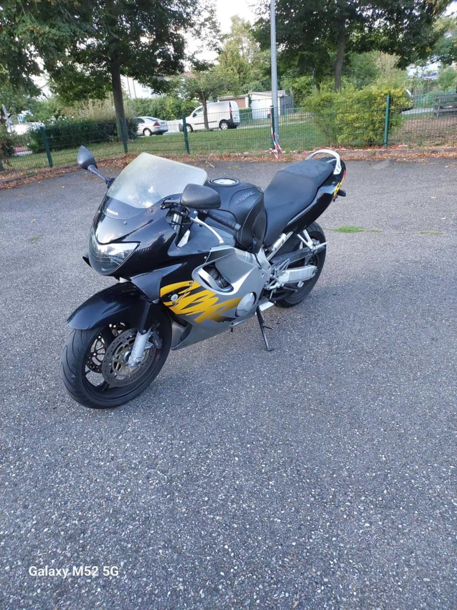 Honda CBR 600F 06/99