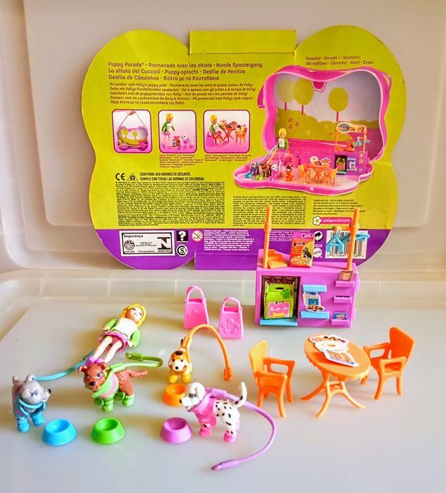 Polly Pocket Puppy Parade bag 2004.