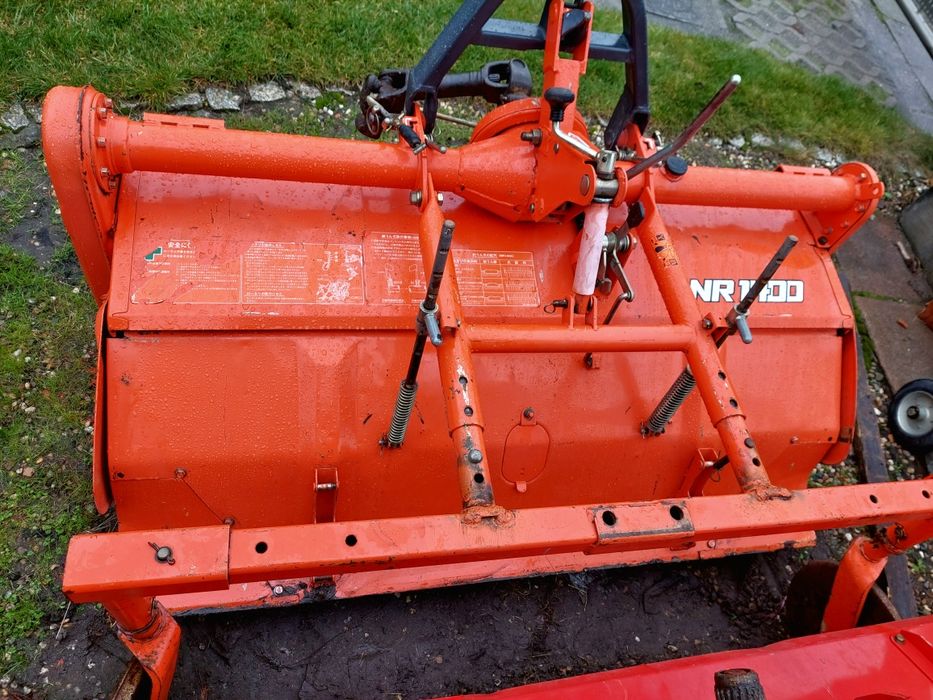 Glebogryzarka Kubota 145cm Szybkozłącze Wałek Oryginał do C330 C360