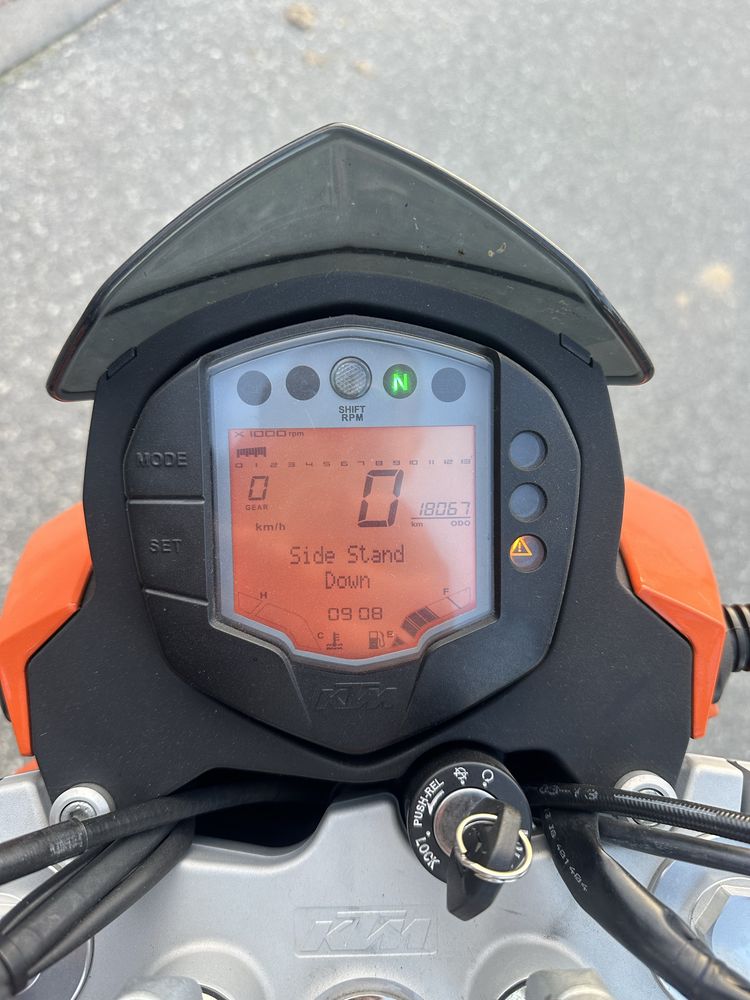 KTM Duke 125 super stan