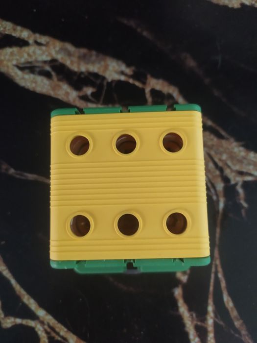 Złączka szynowa trzytorowa - jednopolowa