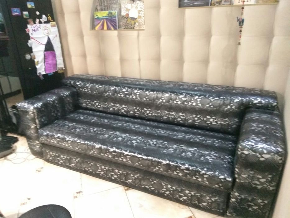 ЗВОНИТЕ РАБОТАЮ!Ремонт перетяжка мебели.Диваны,кресла, стулья, уголки.