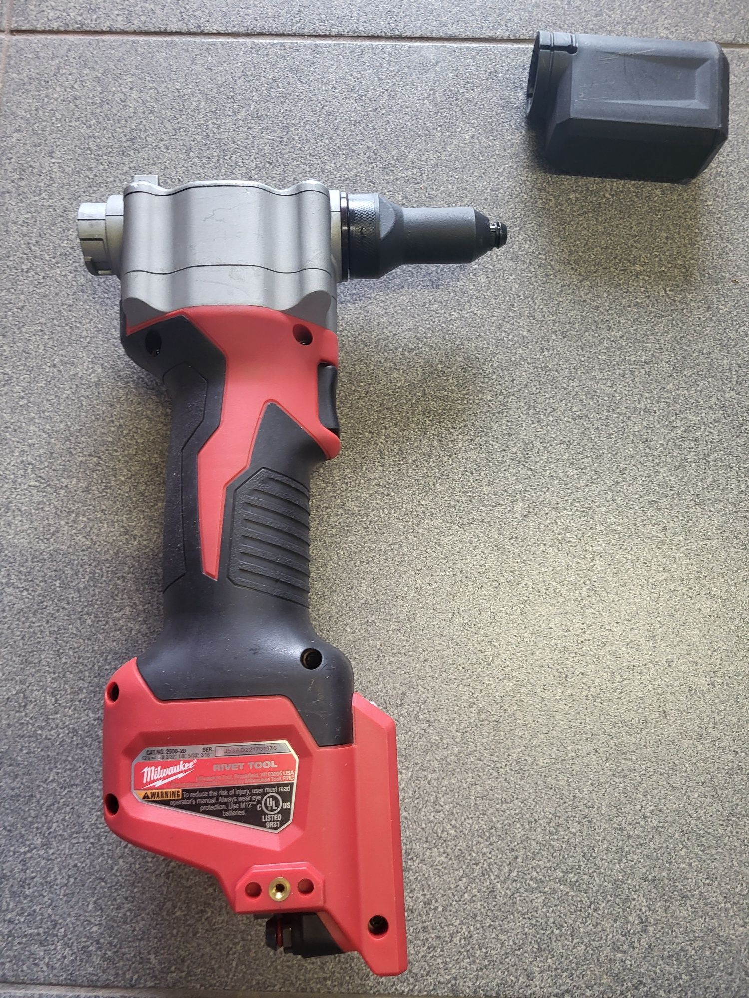 Milwaukee 2550 2550-20 M12 BPRT Заклепочник