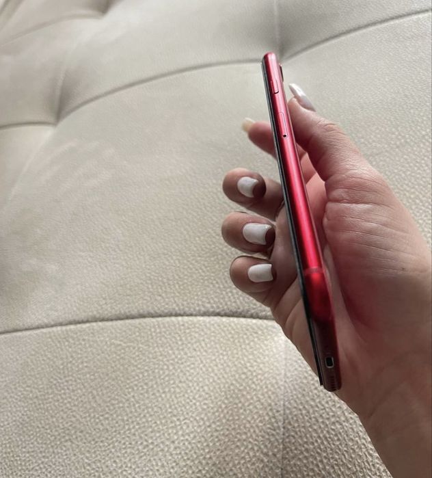 Продам Iphone Se 2022  128gb Red