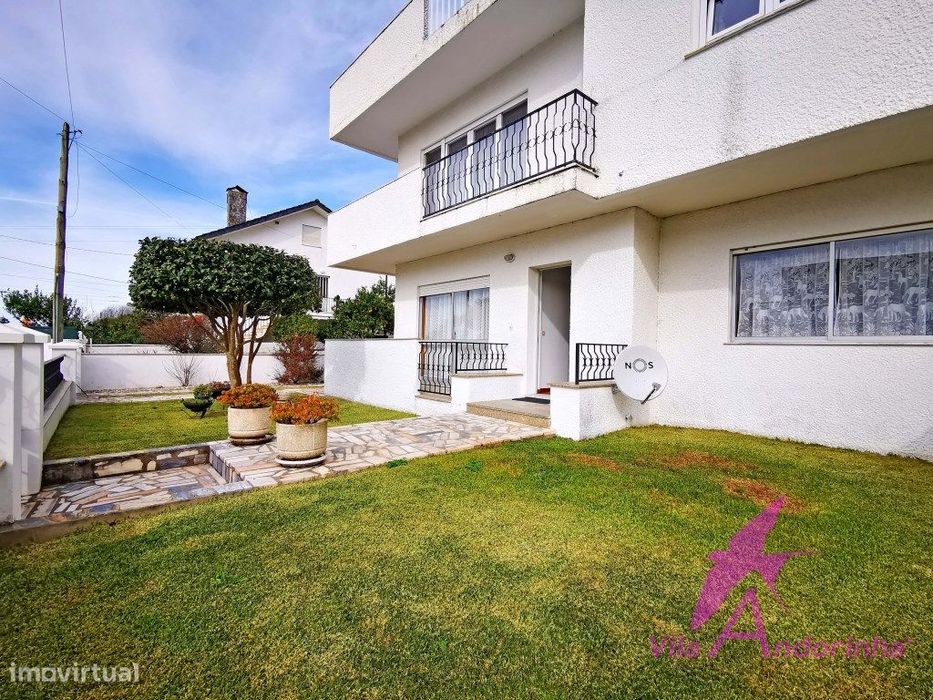 Apartamento T3 em Afife com jardim e garagem