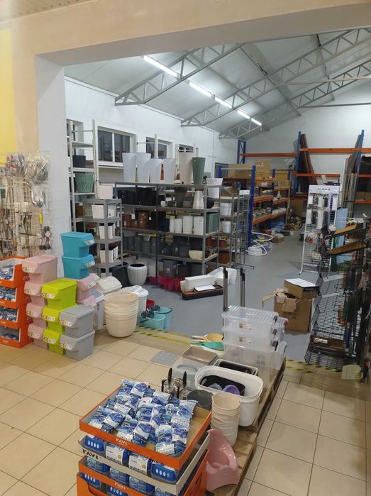 Bardzo ładny i zadbany obiekt w centrum Pęczniewa - Rynek 15.