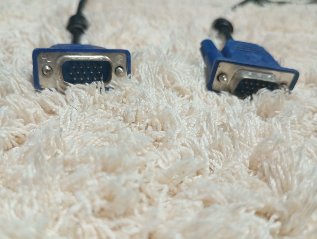 VGA кабель для комп'ютера
