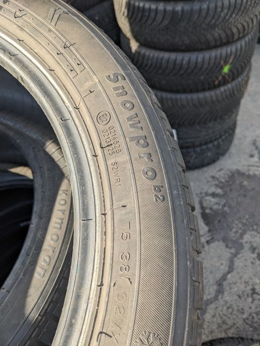 215/50R17 Kormoran Snow