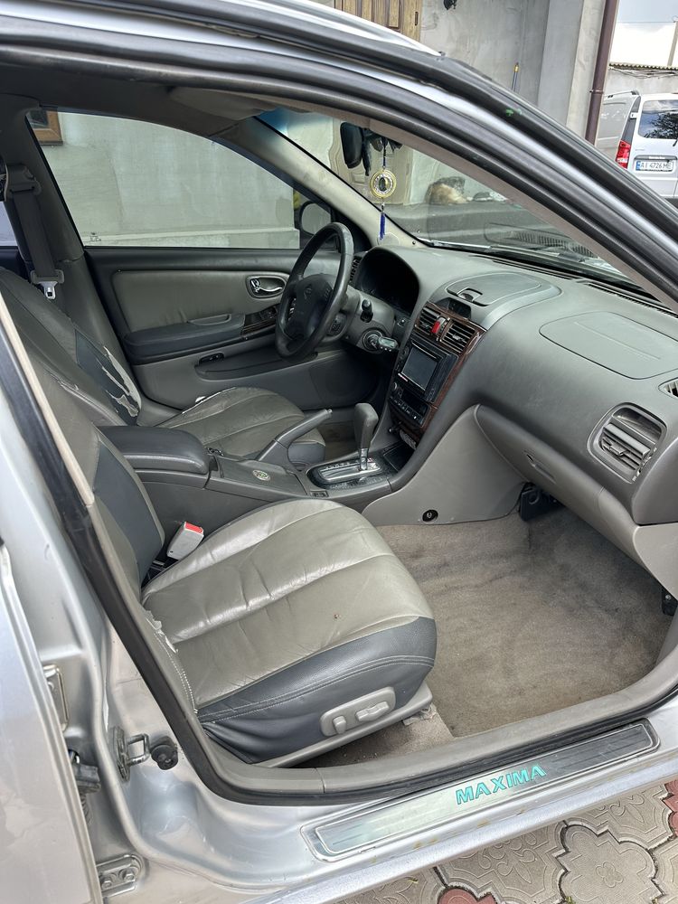 Nissan maxima 3.0 2002 год
