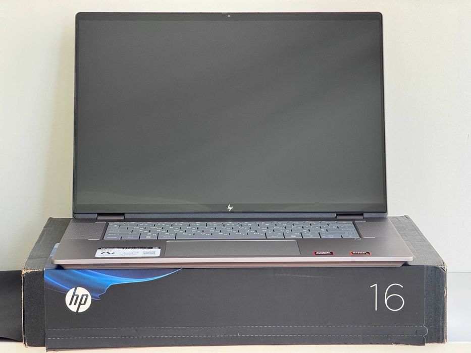 AMD Ryzen AI 5 340 16GB/512GB SSD Трансформер HP OmniBook X Flip 16"