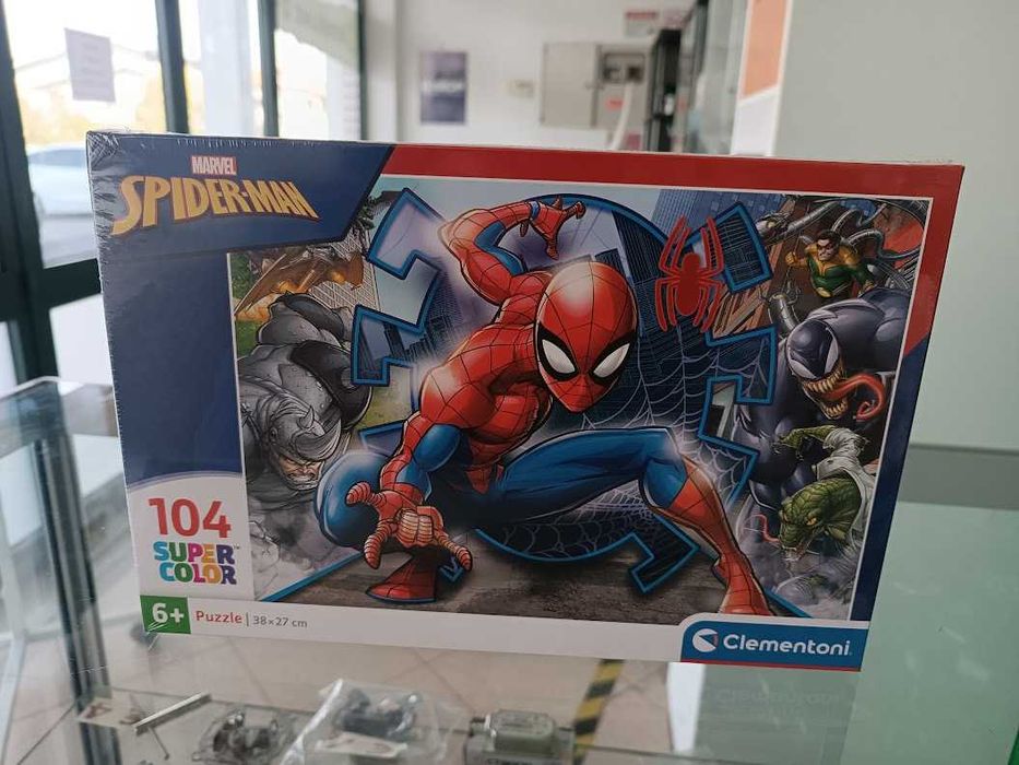 Puzzle Clementoni Spider-Man 38x27cm 104 peças(ARTIGO OUTLET)
