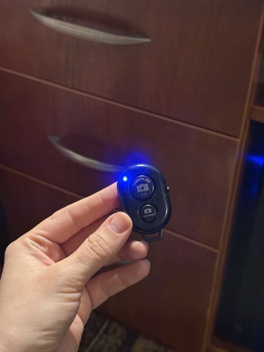 Штатив-тринога для телефону з мікрофоном та лампою