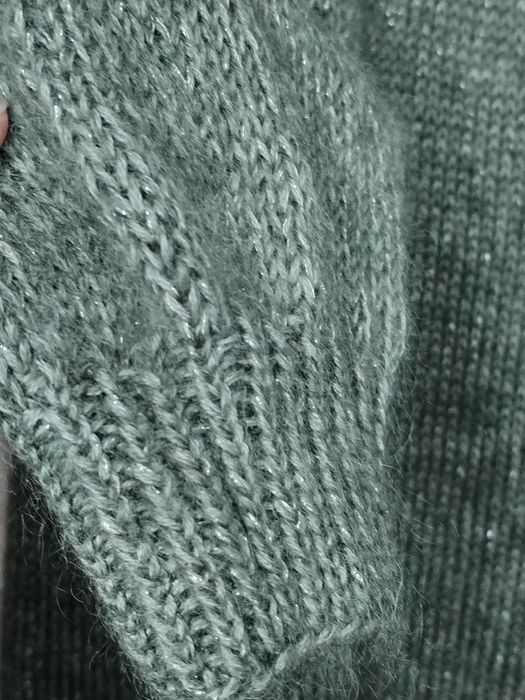 Вязаний жіночий Светр оверсайз