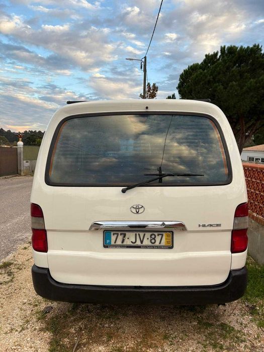 Venda de carrinha Toyota Hiace 2010