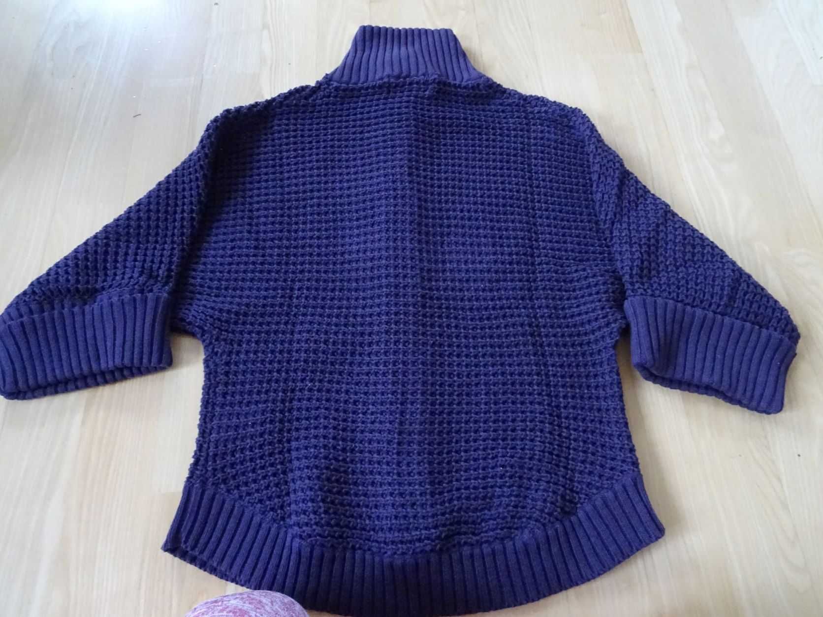 Sweter damski rozpinany z rękawami 3/4