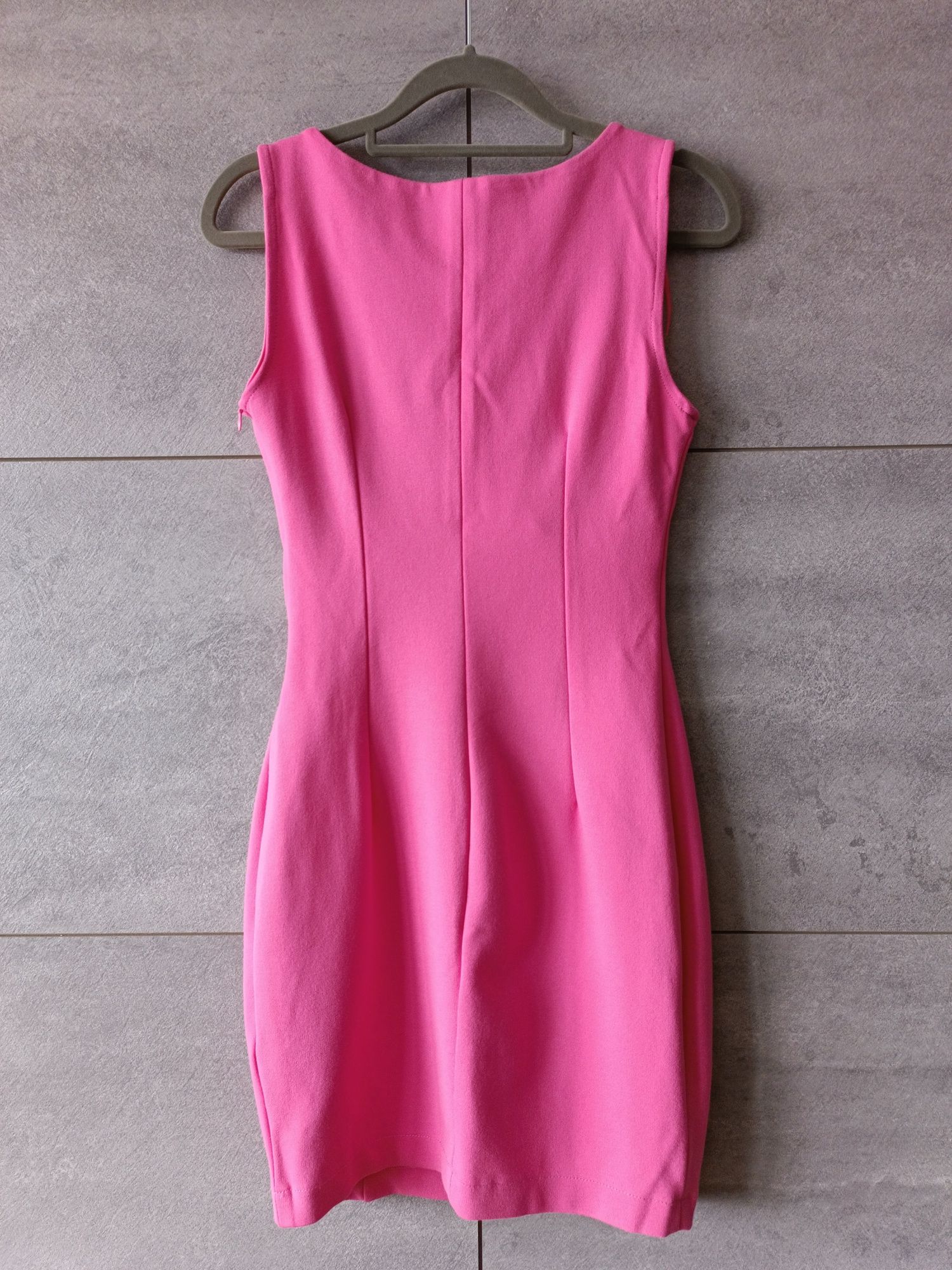 Sukienka różowa Zara rozmiar S