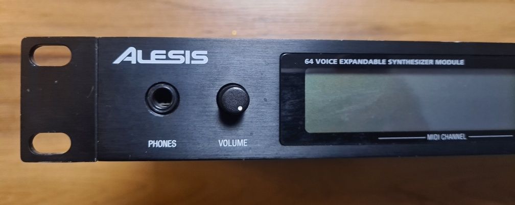 Moduł Alesis QSR