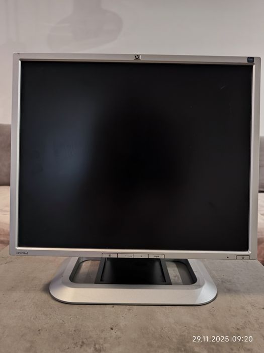 Monitor HP 19 cali