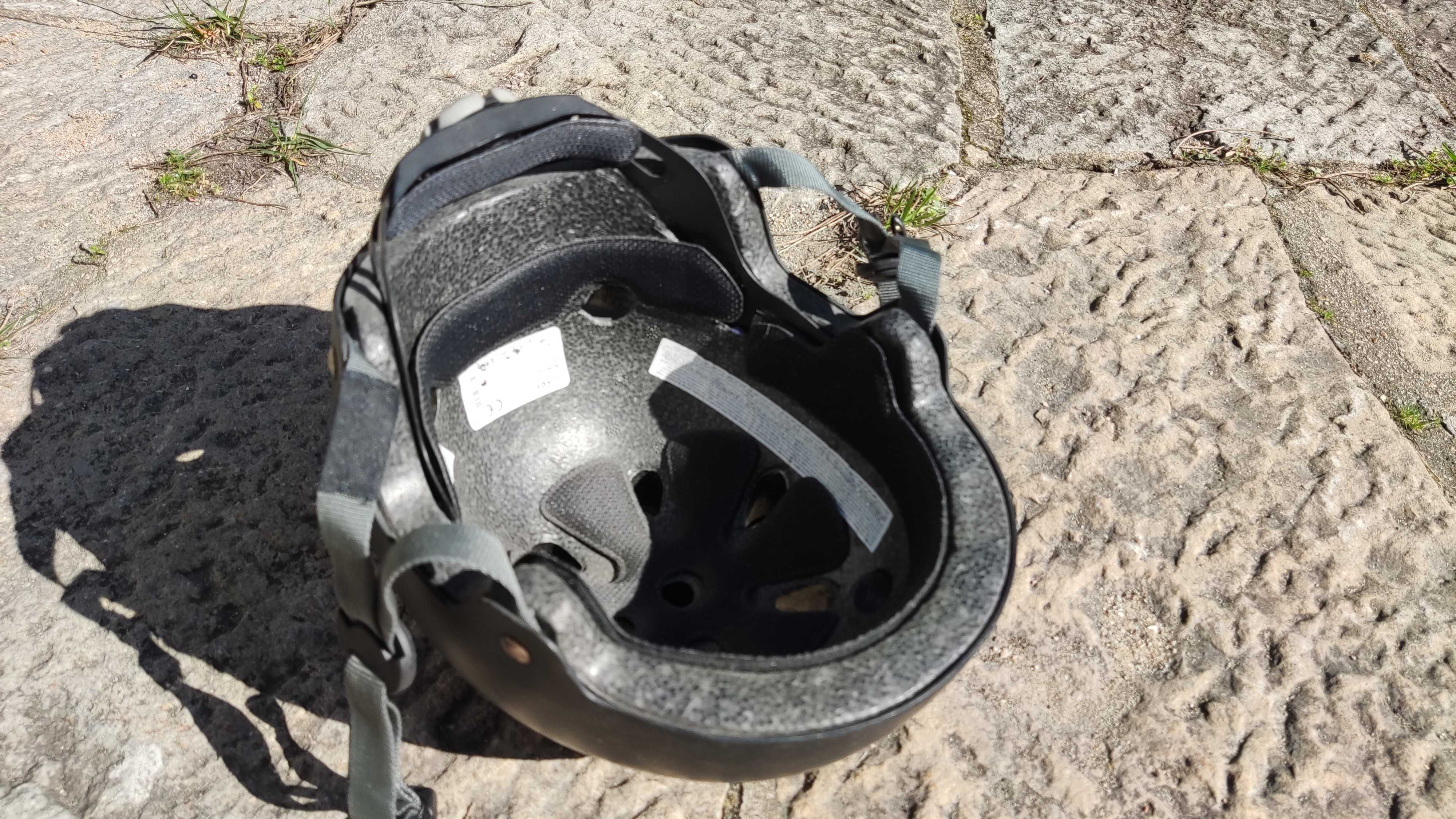 Capacete de criança para Skate ou Bicicleta em bom estado