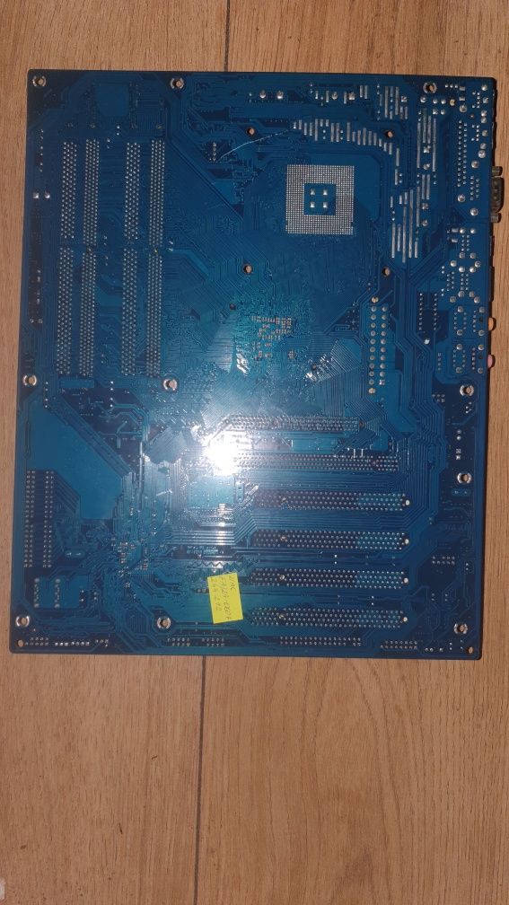 Płyta ASROCK 4CoreDual-VSTA AGP 8X PCI-EXPRESS Lga775 Quad Core CPU