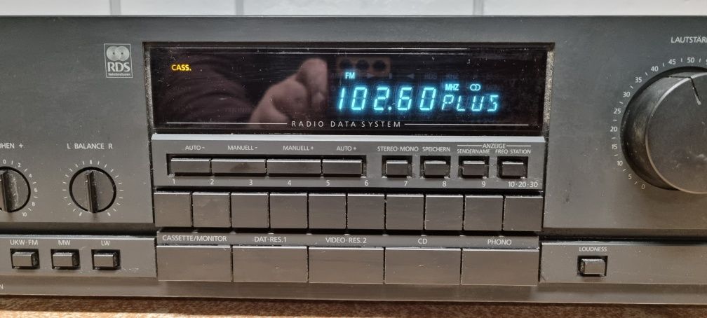 Amplituner stereo TELEFUNKEN HR-780