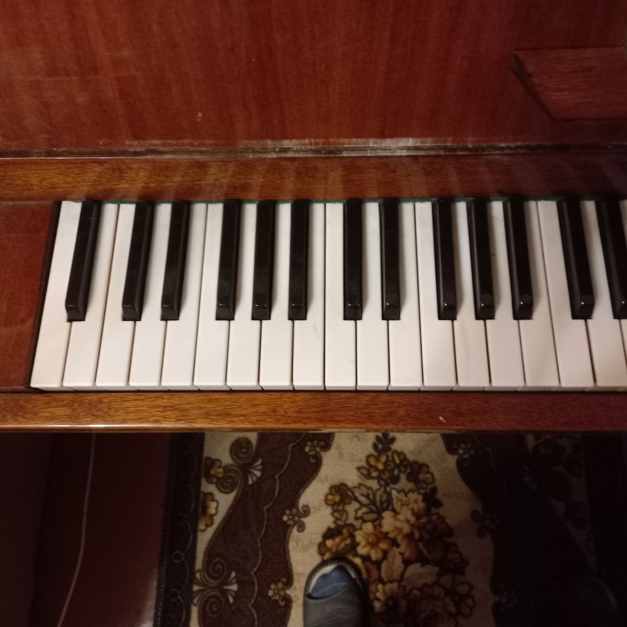 Пианино " Україна"