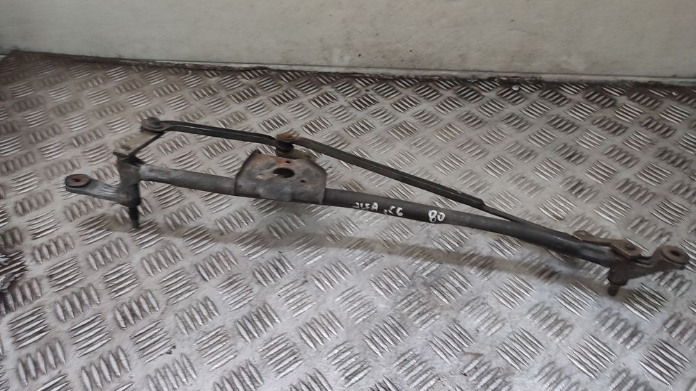 Alfa Romeo 156 mechanizm wycieraczek przód przedni