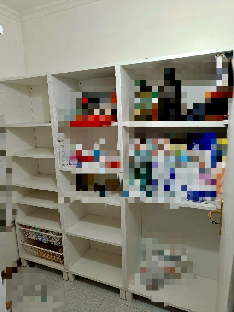 Conjunto de Móveis/Armários brancos Platsa