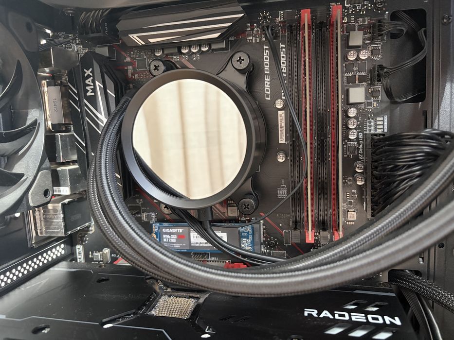 Desktop R5 5600X RX 6700