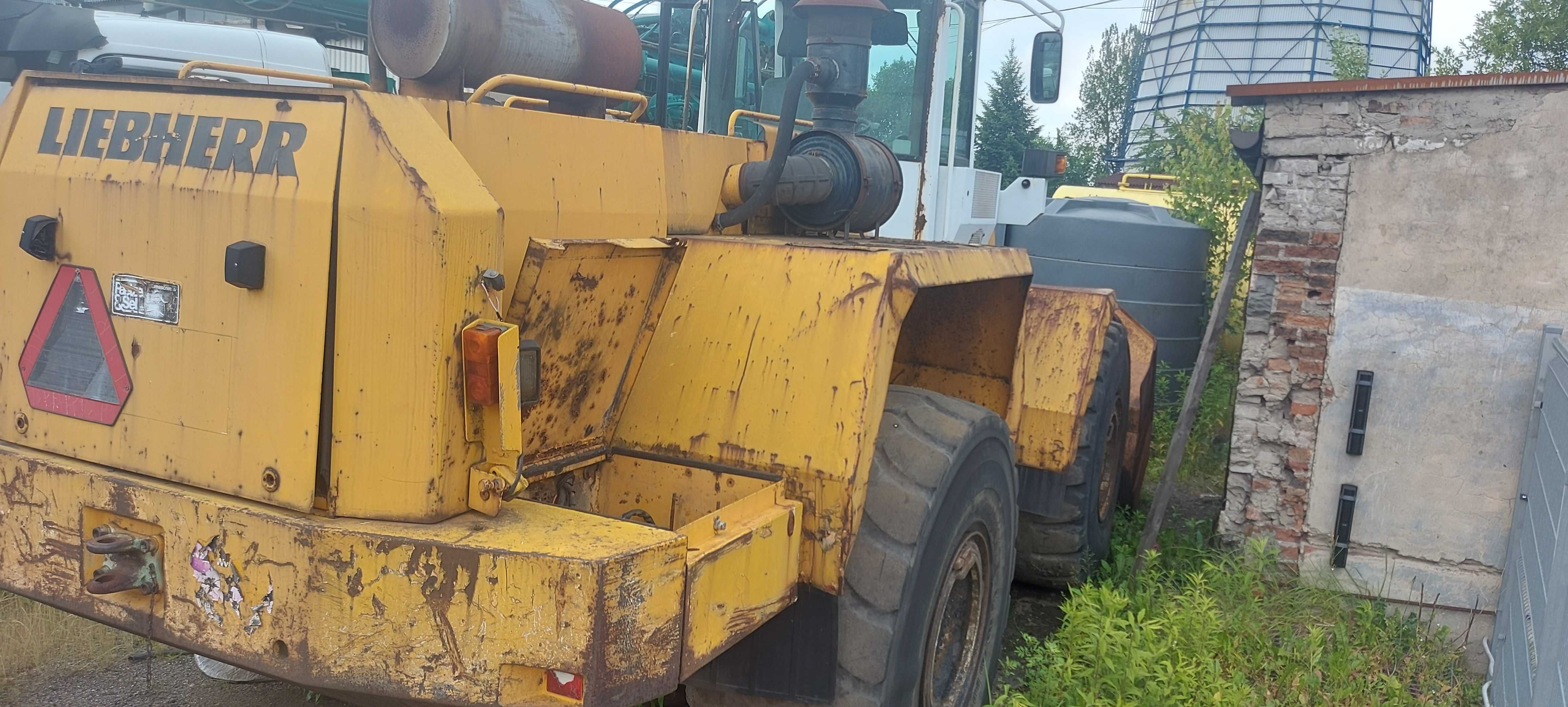 Фронтальний навантажувач Liebherr L 551, рік випуску 1996