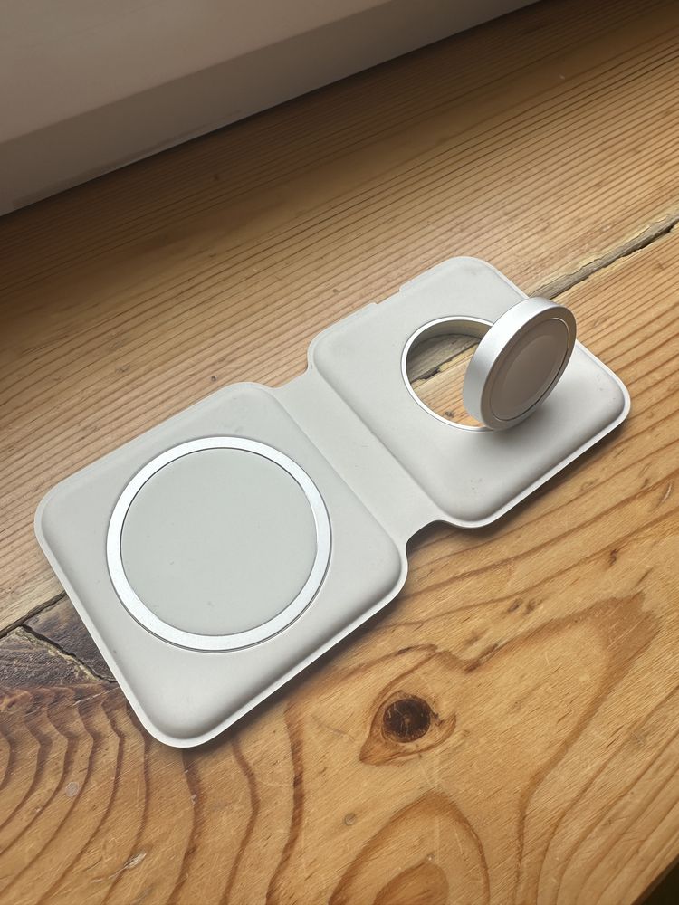 Ładowarka Apple MagSafe Duo