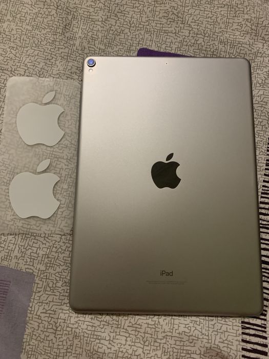 Ipad pro 10.5 A1701 120zh