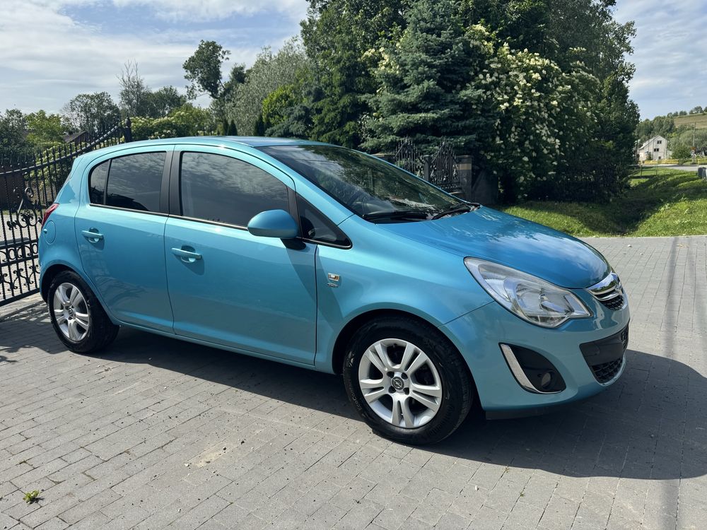 Opel corsa 1.4 benzyna