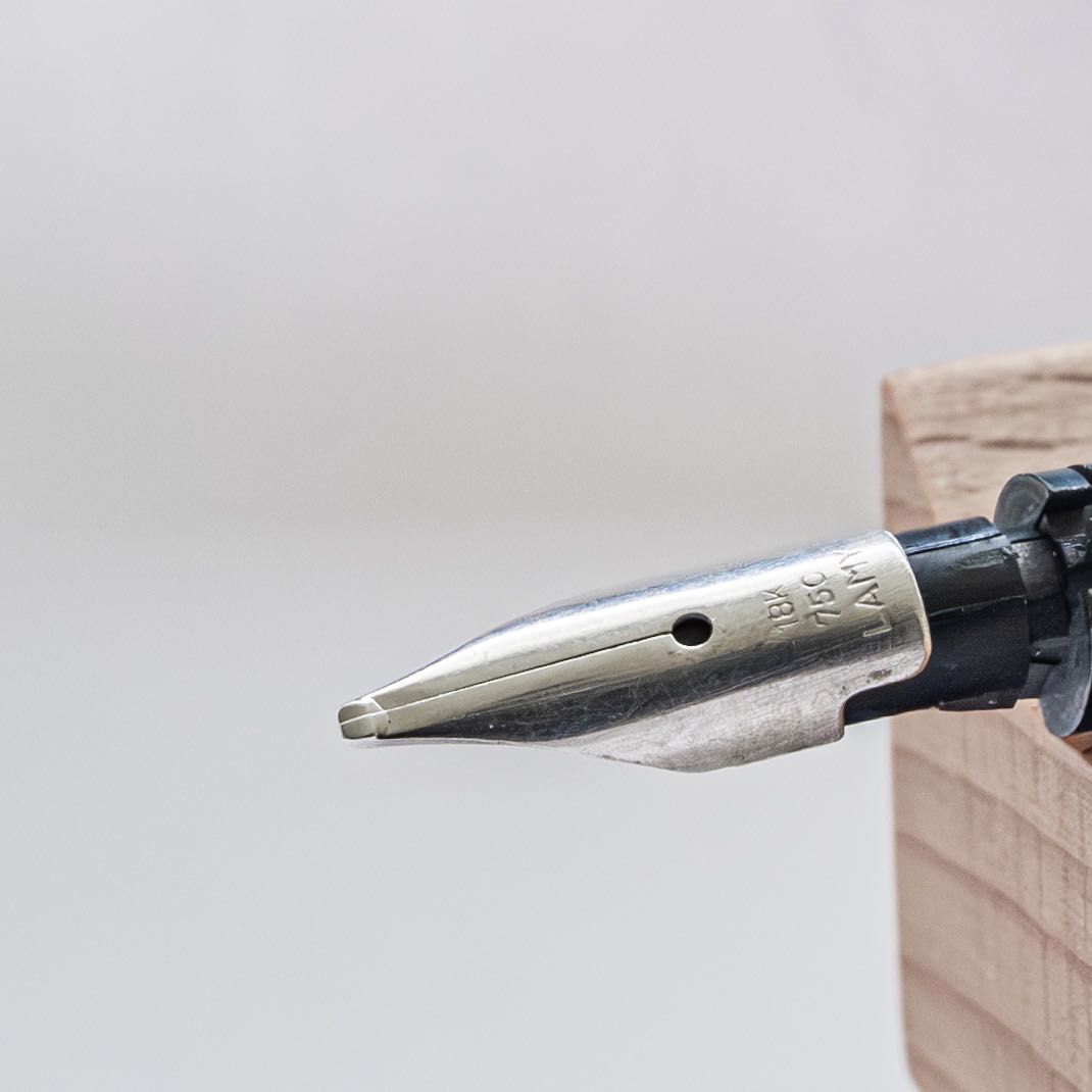 Lamy 2000 - stalówka, złota (18k, 750), B (broad) do pióra wiecznego