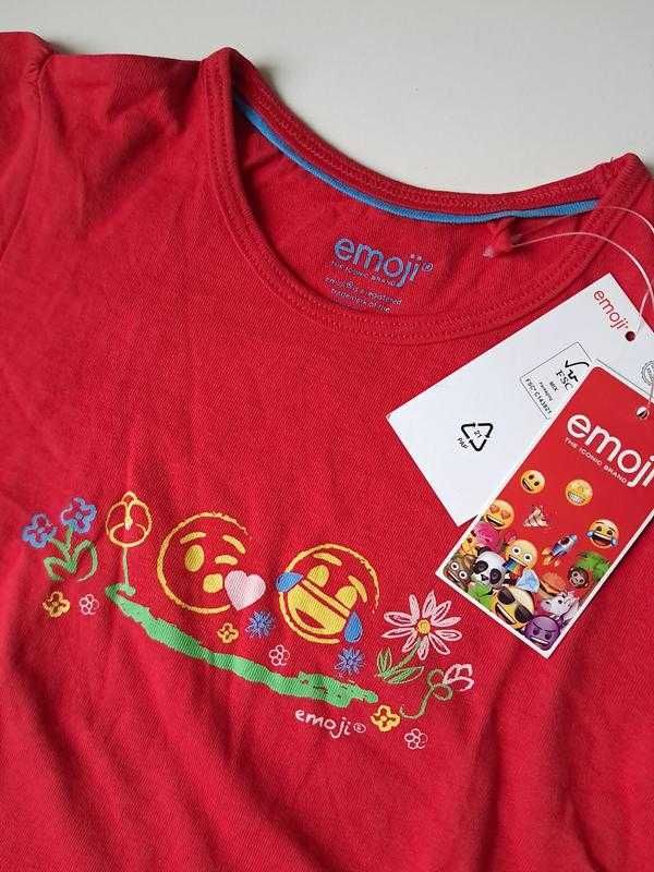 Футболка червона для дівчинки р.110-116 emoji