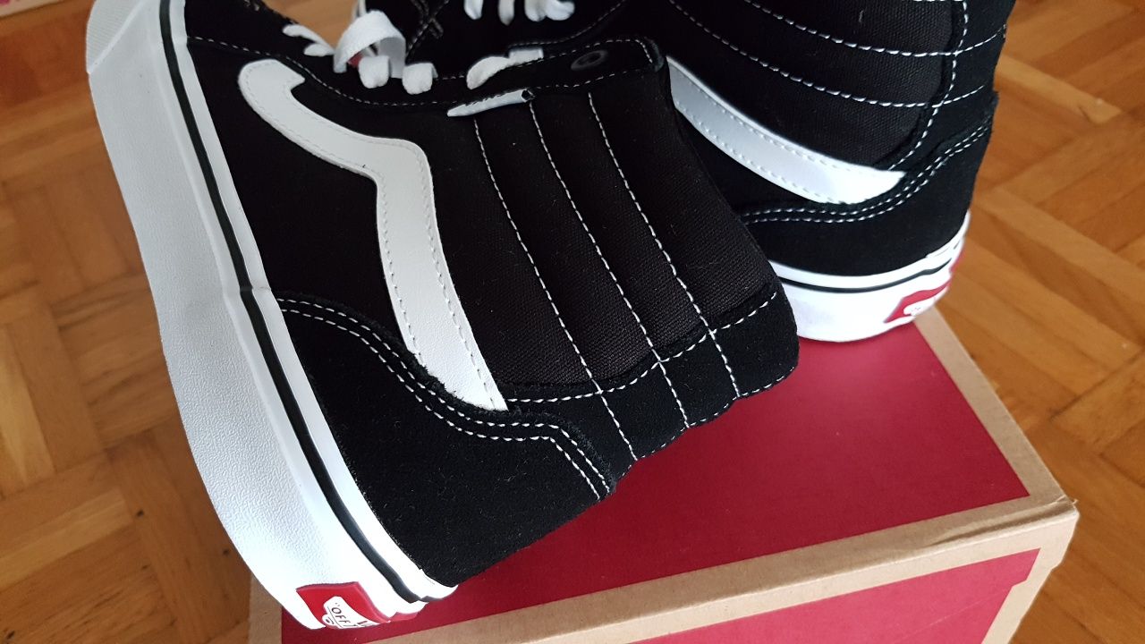 Высокие кеды Vans FILMORE HI 38р,стелька 24,5см,оригинал.
